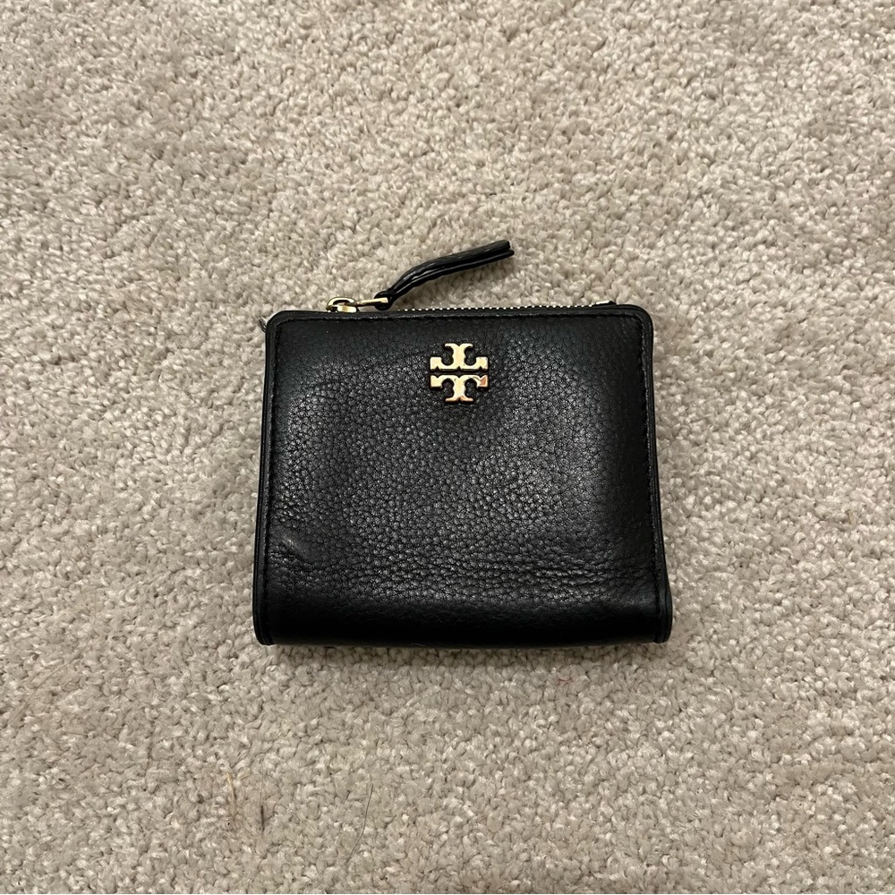 Tory Burch Black Leather Wallet with Gold Logo